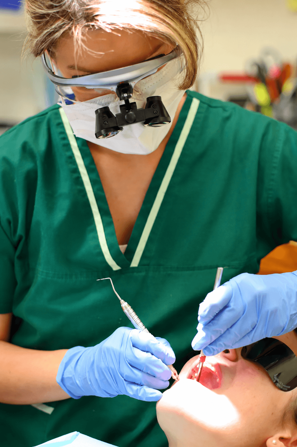 Study dental hygiene in Europe, in English